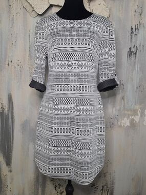 Speechless Black and White Geometric Midi Shift Dress Size 11